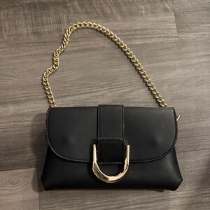 Sophisticated Black Clutch with Gold Chain